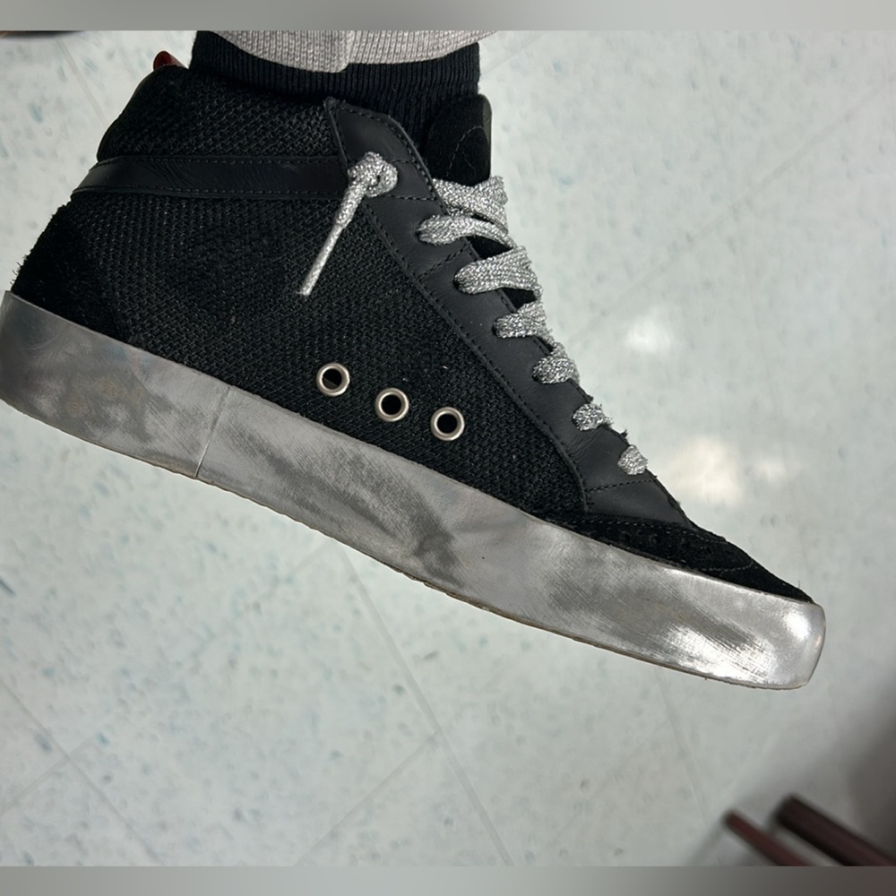 Luxury Mid Star Golden Goose Black & Silver Sneakers - Picture 12 of 13